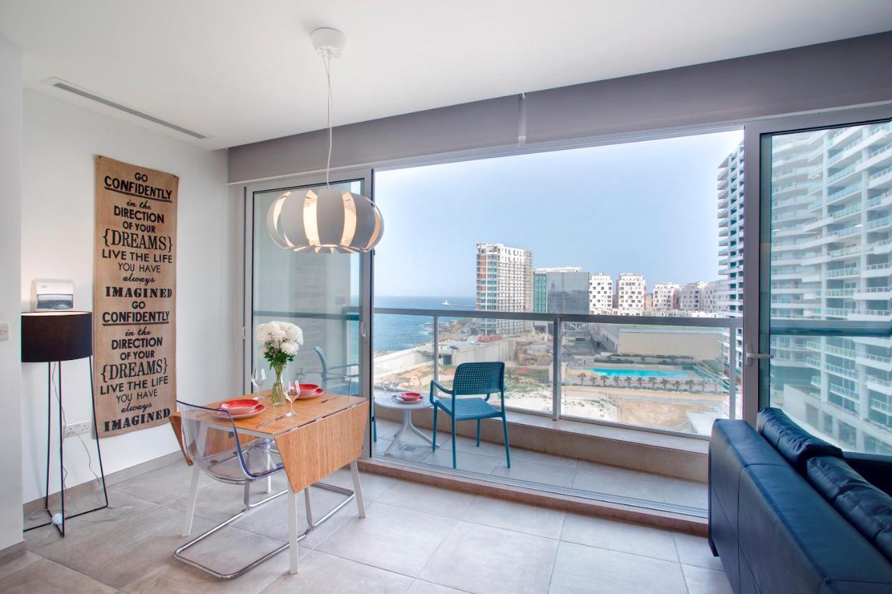 Modern Seaview Apartment In A Prime Location Sliema Eksteriør bilde
