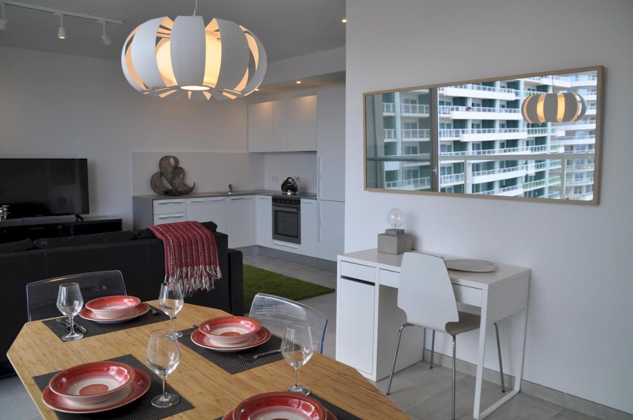 Modern Seaview Apartment In A Prime Location Sliema Eksteriør bilde