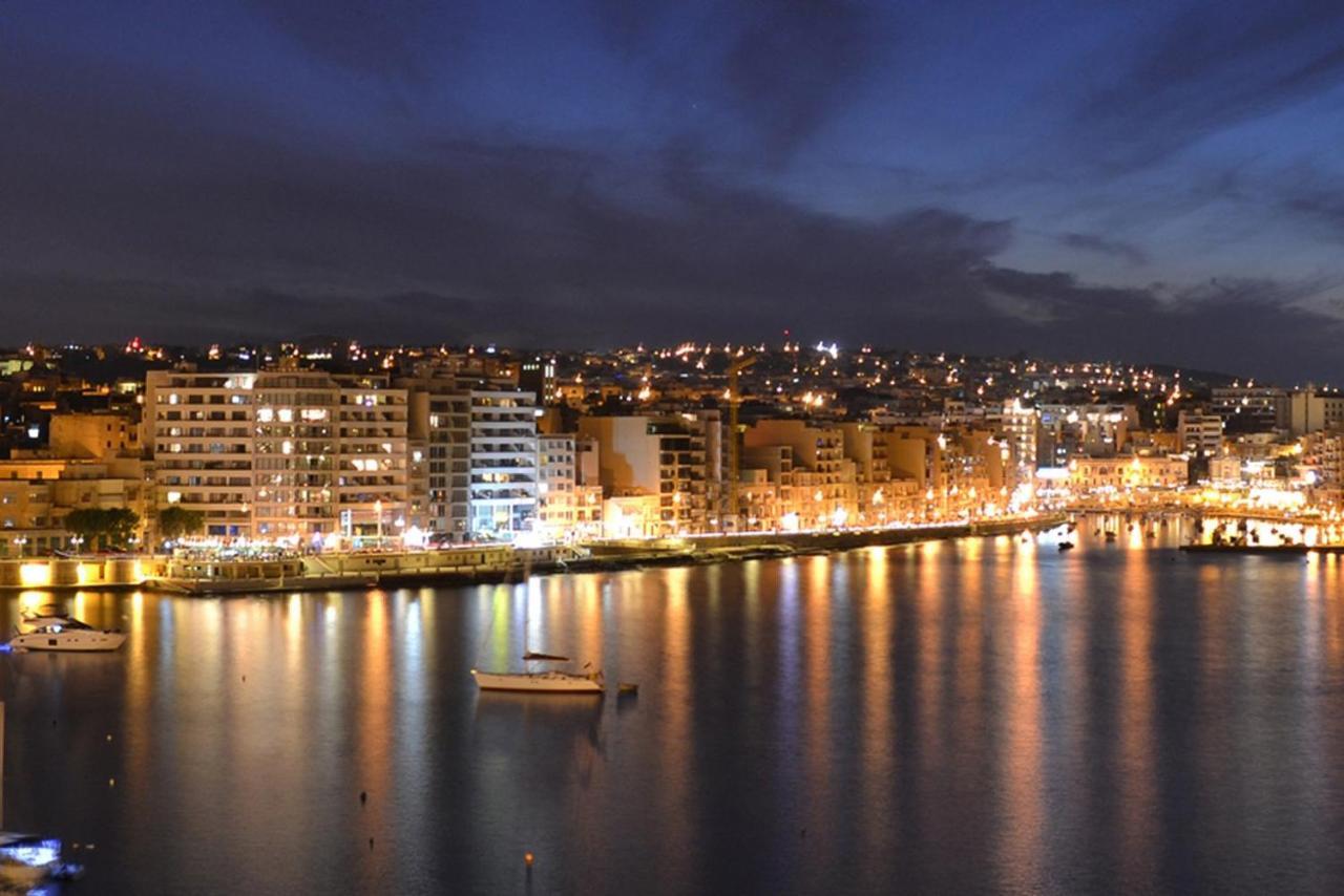 Modern Seaview Apartment In A Prime Location Sliema Eksteriør bilde